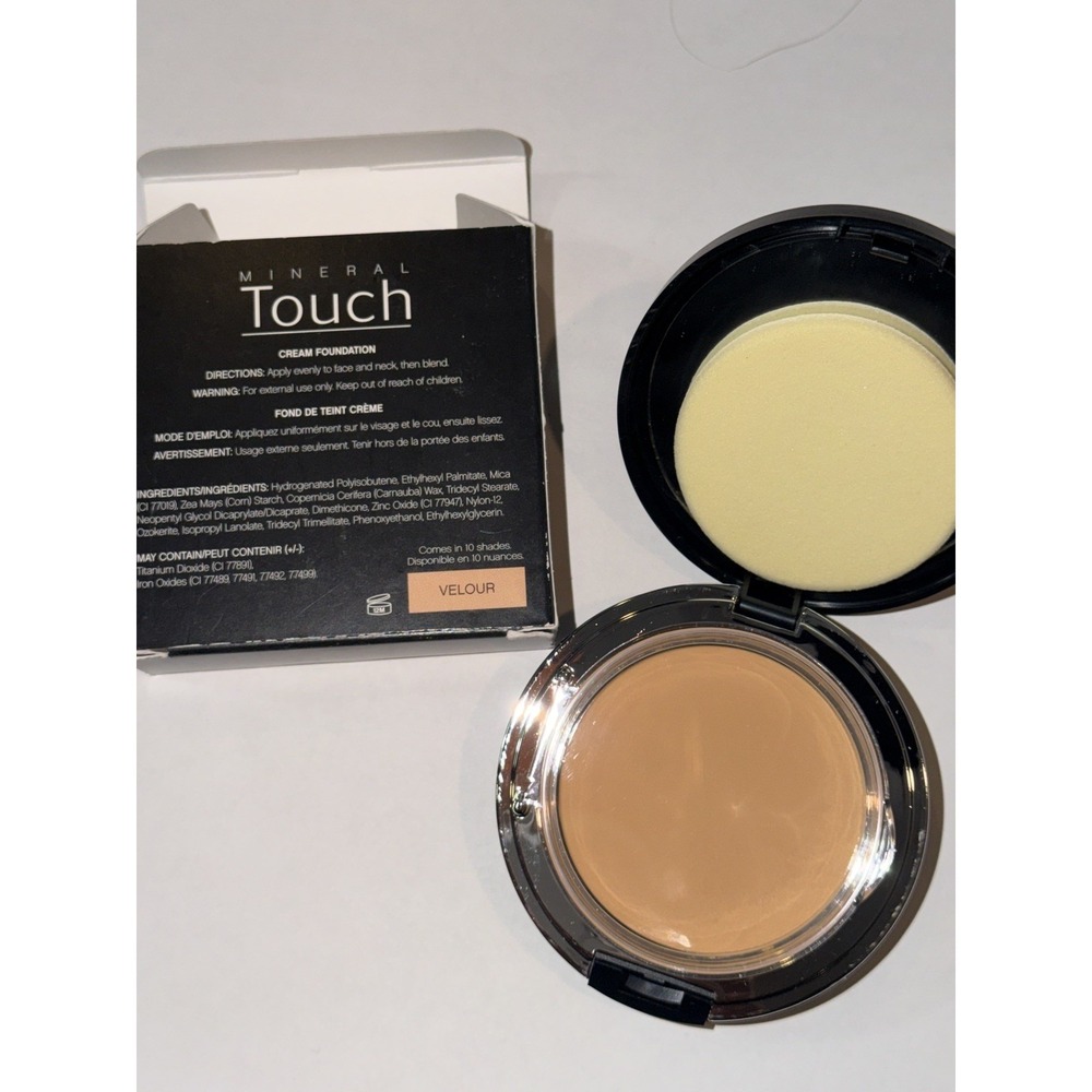 Younique Mineral Touch Cream Foundation "Velour" NIB full Size